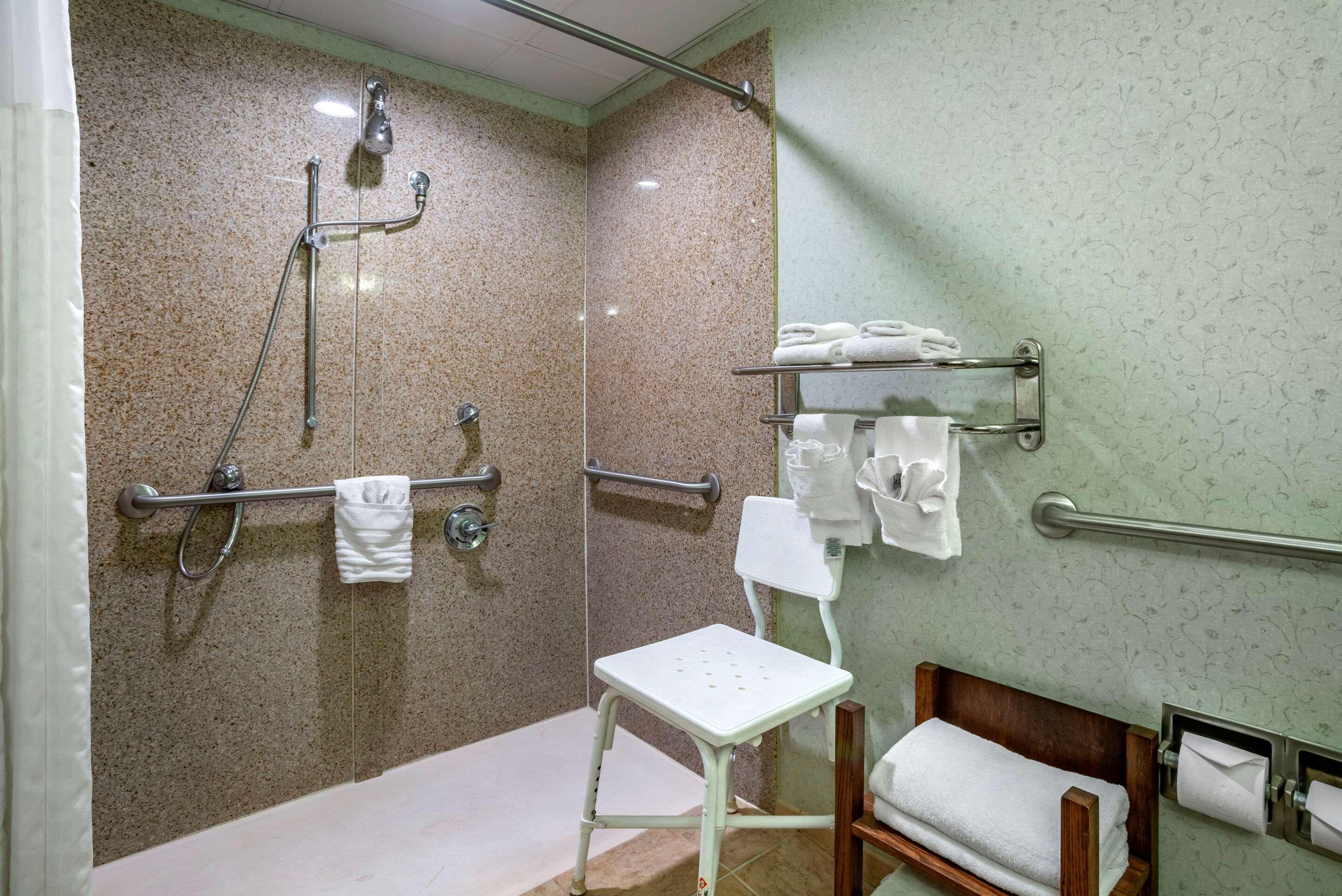 Comfort Suites Хейгерстаун Екстериор снимка
