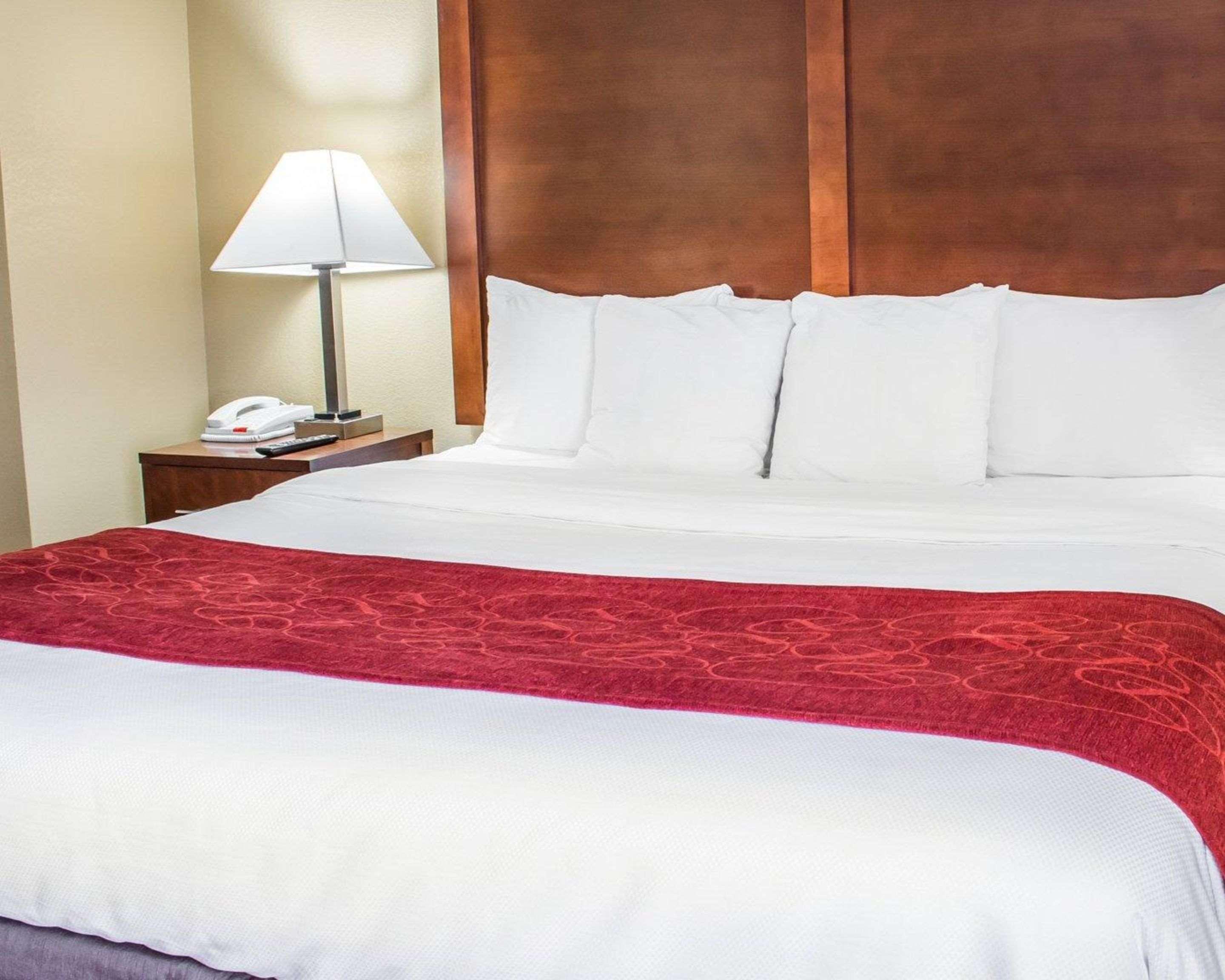 Comfort Suites Хейгерстаун Екстериор снимка