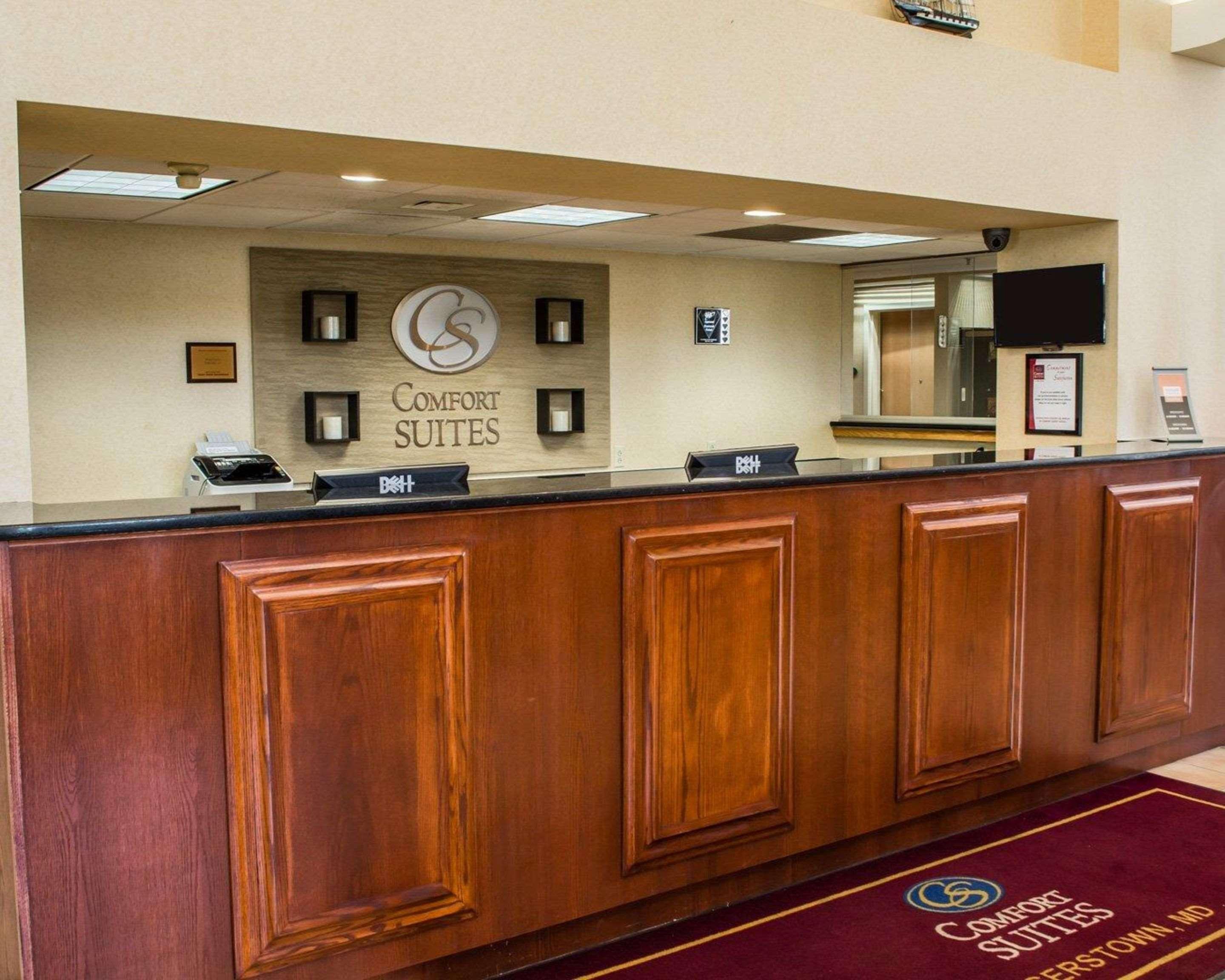 Comfort Suites Хейгерстаун Екстериор снимка