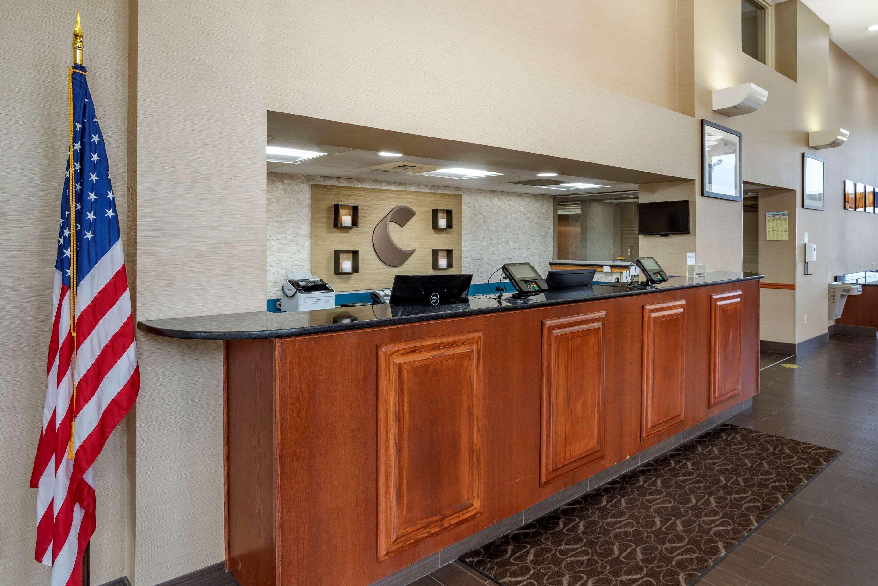 Comfort Suites Хейгерстаун Екстериор снимка