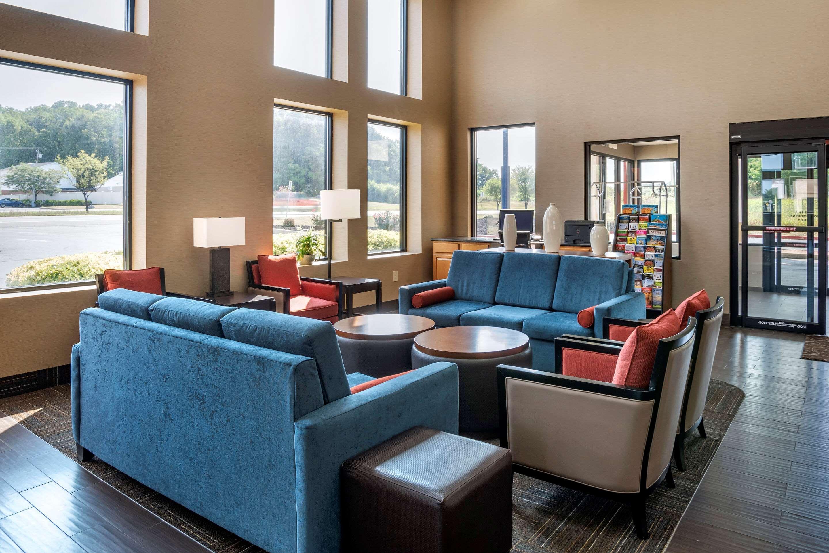Comfort Suites Хейгерстаун Екстериор снимка