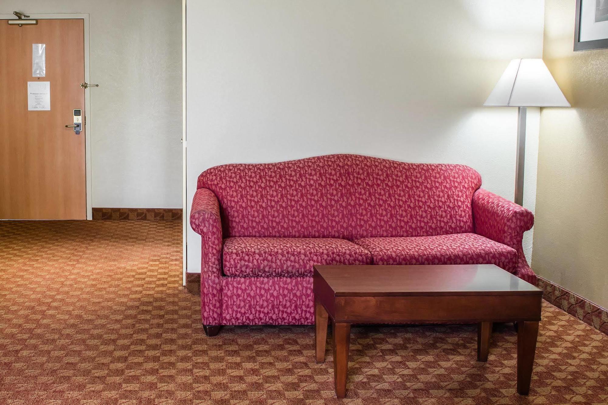 Comfort Suites Хейгерстаун Екстериор снимка